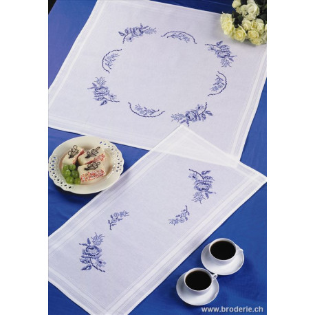 Permin, kit imprimé nappe roses bleues (PE27-5731)