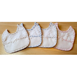 La Chiocciolina, mini bavoir éponge petits motifs bleus (BV00831B)