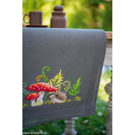 Vervaco, Kit imprimé chemin de table Hérisson et fougères (PN0195349)